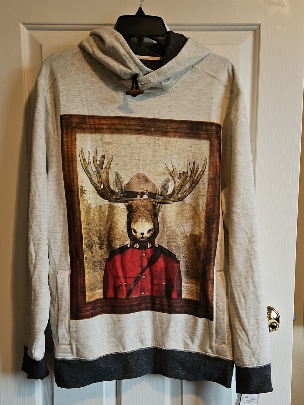 Retrofit Light Gray Light Fleece Hoodie w Mounty Moose Portrait  Graphic